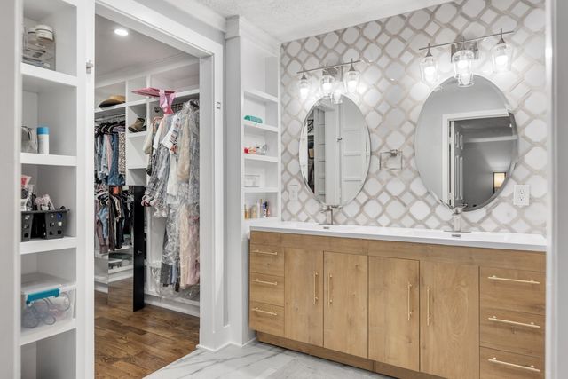 7226 Hidden Lake Dr, Fairview, TN 37062