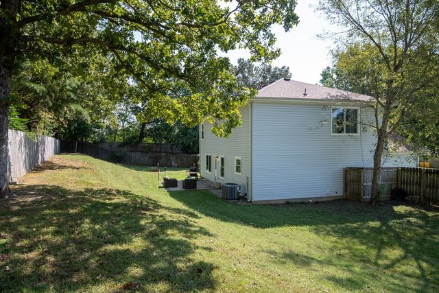 7226 Hidden Lake Dr, Fairview, TN 37062