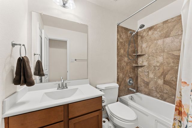 1341 Hearthstone Drive, Burleson, TX 76028