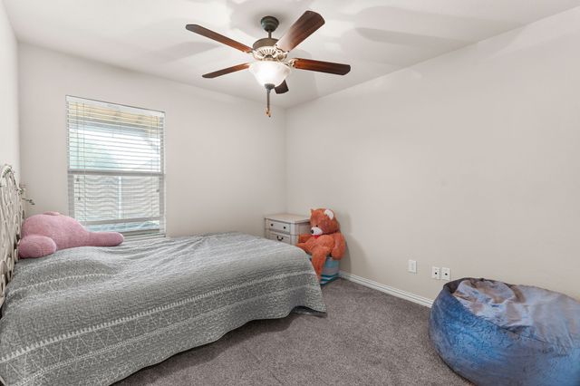 1341 Hearthstone Drive, Burleson, TX 76028