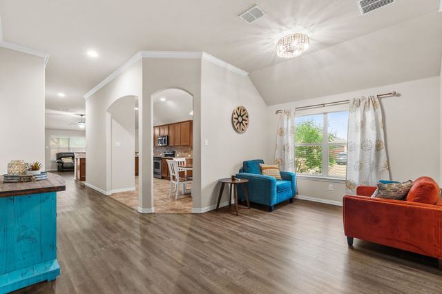 1341 Hearthstone Drive, Burleson, TX 76028