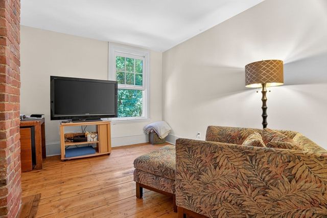 2 Marlou Ter 2, Boston, MA 02130