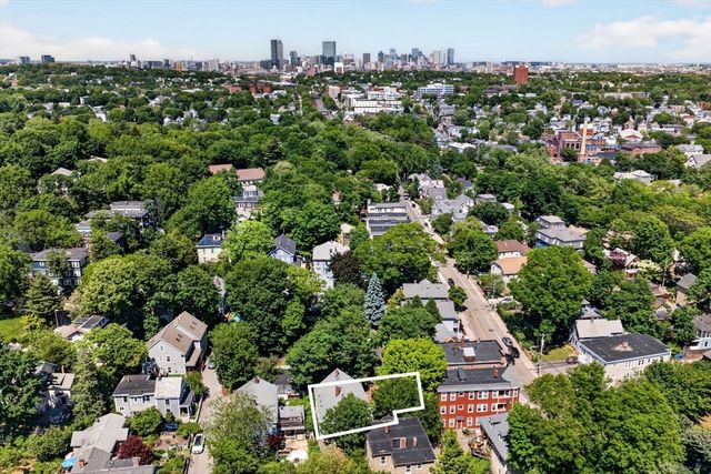2 Marlou Ter 2, Boston, MA 02130
