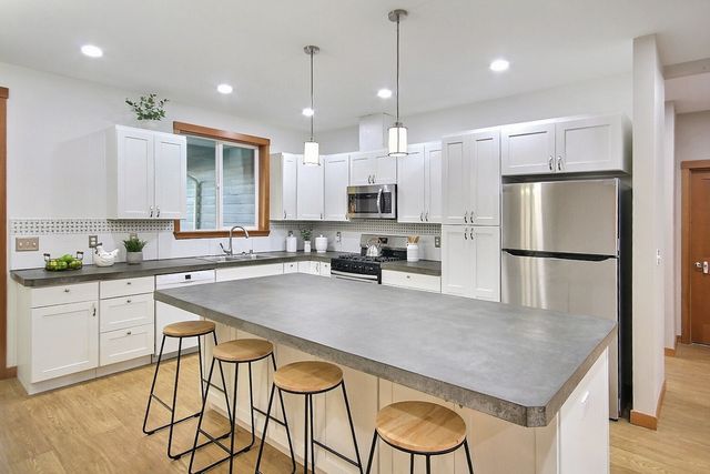 21323 SE 351st Street, Auburn, WA 98092