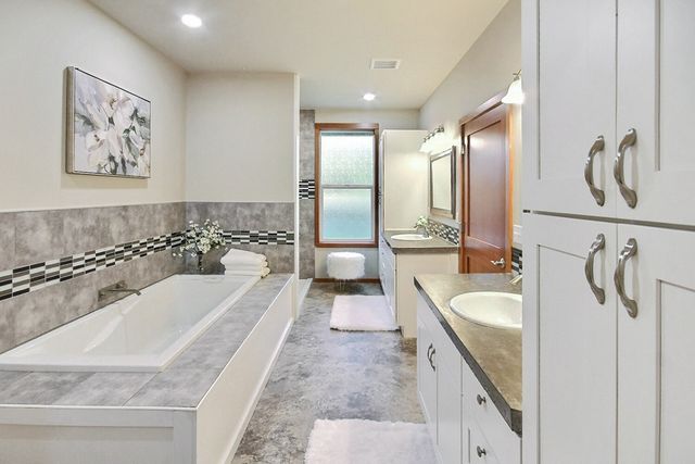 21323 SE 351st Street, Auburn, WA 98092