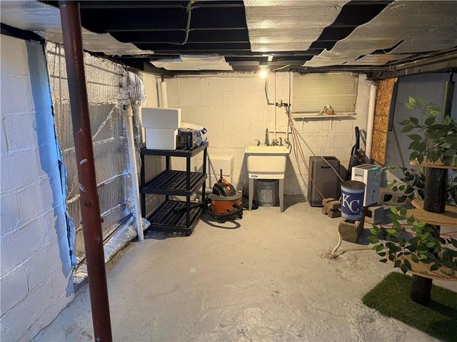 704 E Hayward Avenue, Independence, MO 64050