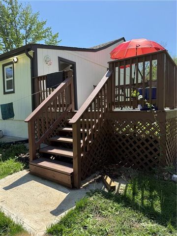 704 E Hayward Avenue, Independence, MO 64050