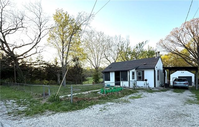 704 E Hayward Avenue, Independence, MO 64050