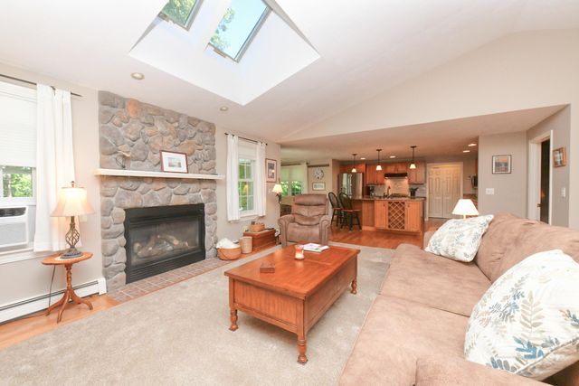 5 Luigi Avenue, Sagamore Beach, MA 02562
