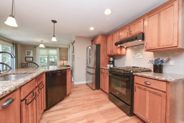 5 Luigi Avenue, Sagamore Beach, MA 02562