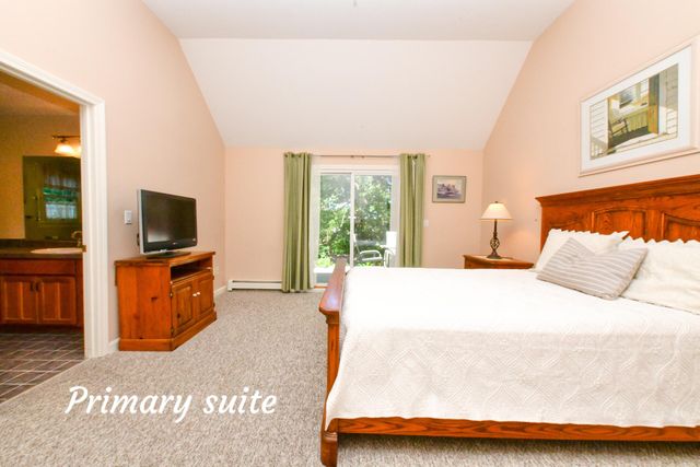 5 Luigi Avenue, Sagamore Beach, MA 02562