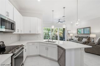 238 Indies DR E 201, Naples, FL 34114