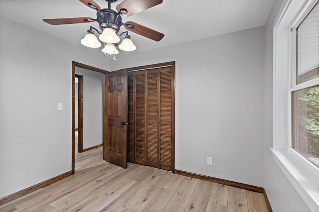 711 Omega Drive, Whitwell, TN 37397