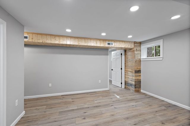 711 Omega Drive, Whitwell, TN 37397