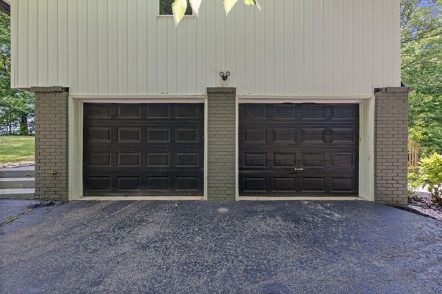 711 Omega Drive, Whitwell, TN 37397