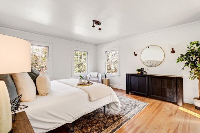 3200 Becerra Way, Sacramento, CA 95821