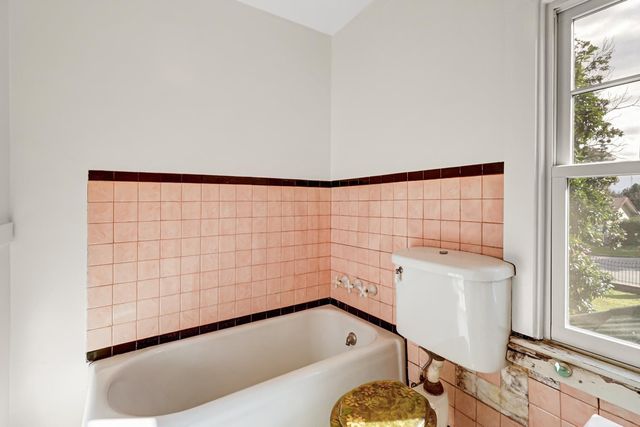 3200 Becerra Way, Sacramento, CA 95821