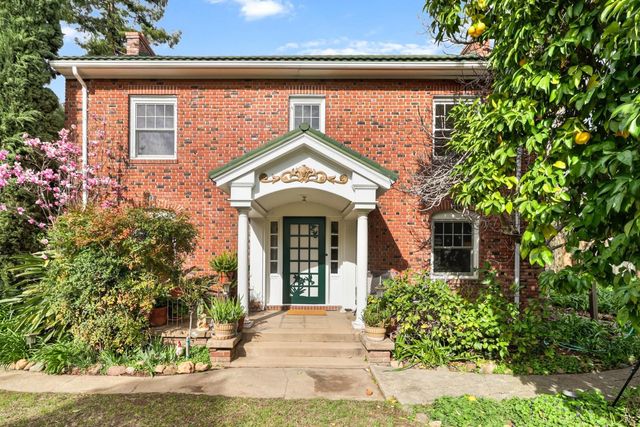 3200 Becerra Way, Sacramento, CA 95821