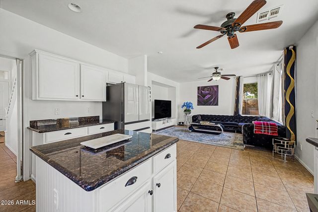 7015 W BLACKHAWK Drive, Glendale, AZ 85308