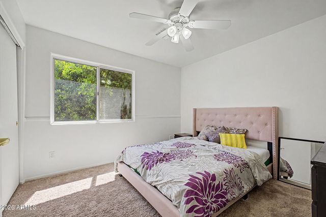 7015 W BLACKHAWK Drive, Glendale, AZ 85308