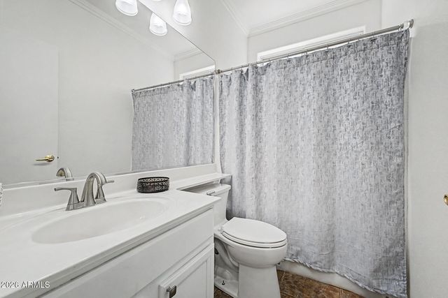 7015 W BLACKHAWK Drive, Glendale, AZ 85308