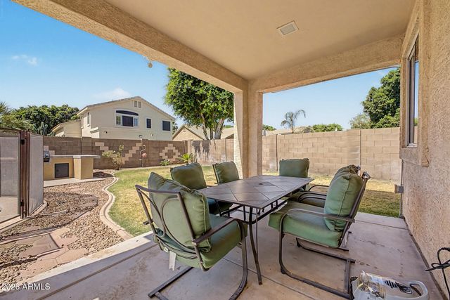 7015 W BLACKHAWK Drive, Glendale, AZ 85308