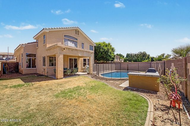 7015 W BLACKHAWK Drive, Glendale, AZ 85308