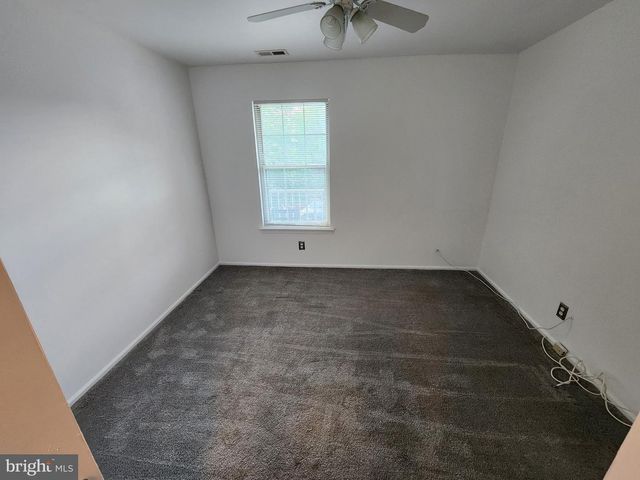 1408-B RALSTON DR, Mount Laurel, NJ 08054