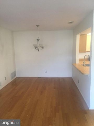 1408-B RALSTON DR, Mount Laurel, NJ 08054