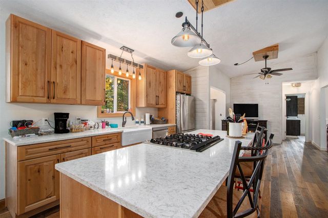 12359 Sprinkle Road, Vicksburg, MI 49097