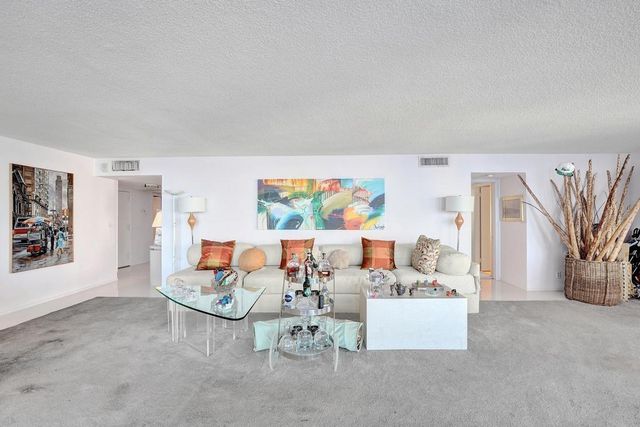4300 N Ocean Boulevard 9H, Fort Lauderdale, FL 33308