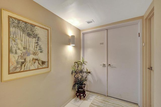 4300 N Ocean Boulevard 9H, Fort Lauderdale, FL 33308