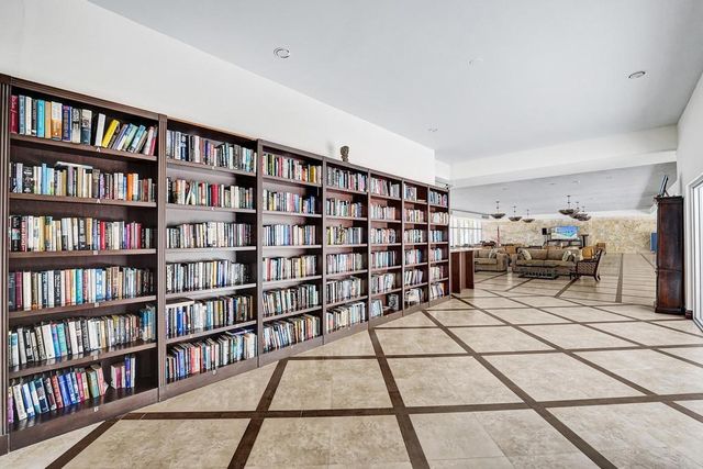 4300 N Ocean Boulevard 9H, Fort Lauderdale, FL 33308