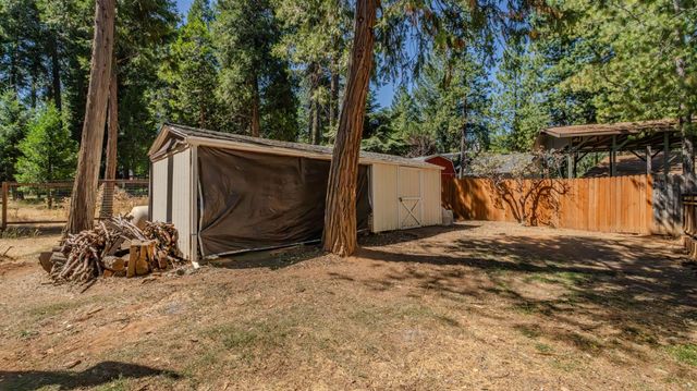 5539 Daisy Dr, Pollock Pines, CA 95726