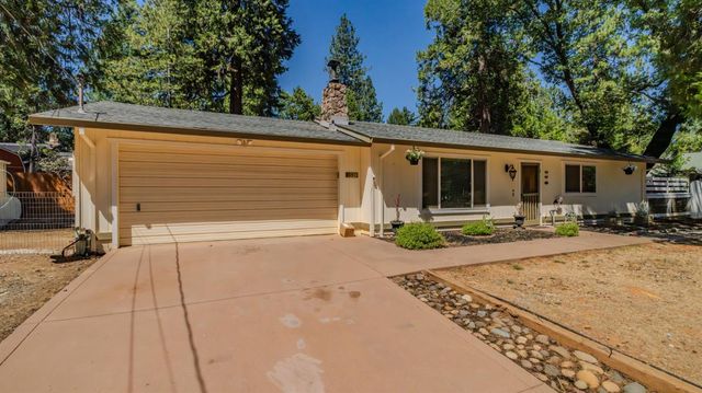 5539 Daisy Dr, Pollock Pines, CA 95726