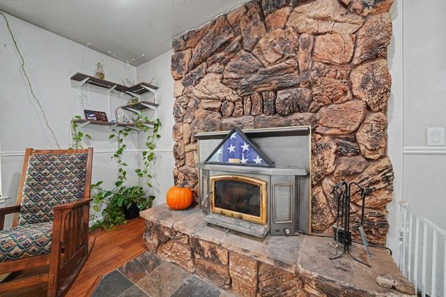 5539 Daisy Dr, Pollock Pines, CA 95726