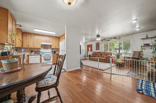 5539 Daisy Dr, Pollock Pines, CA 95726