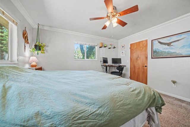 5539 Daisy Dr, Pollock Pines, CA 95726