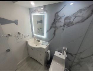 300 Golden Isles Dr 217, Hallandale Beach, FL 33009