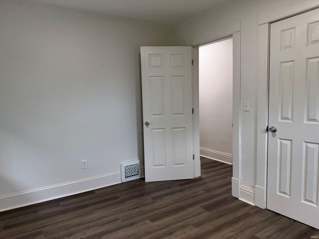 1123 Miner Street, South Bend, IN 46617