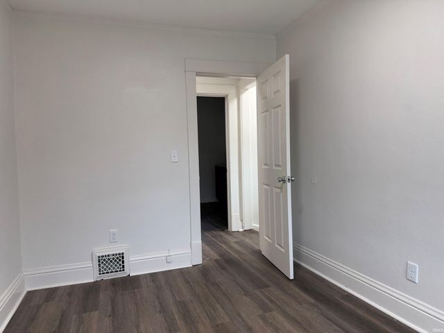 1123 Miner Street, South Bend, IN 46617