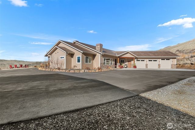 25 Sageland Road, East Wenatchee, WA 98802