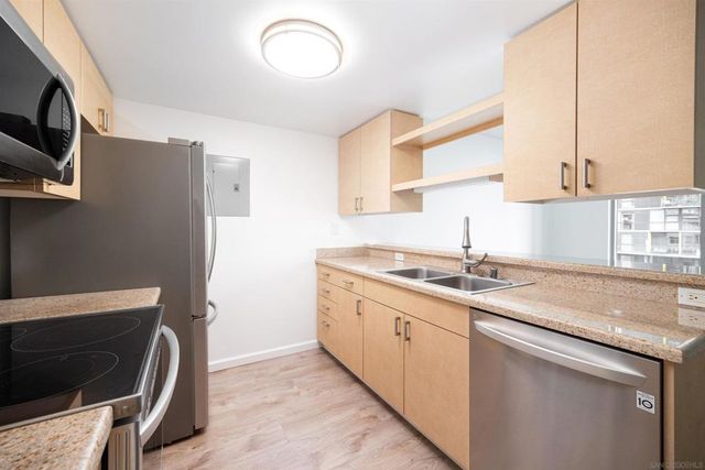 425 W Beech St 722, San Diego, CA 92101