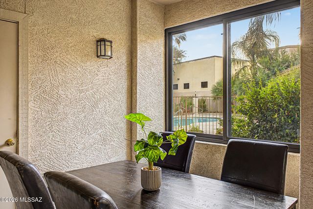 2550 E River Rd Unit 1102, Tucson, AZ 85718