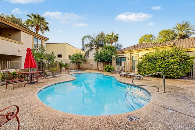 2550 E River Rd Unit 1102, Tucson, AZ 85718