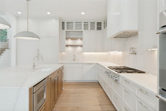 12129 Marbrook Drive, Dallas, TX 75230