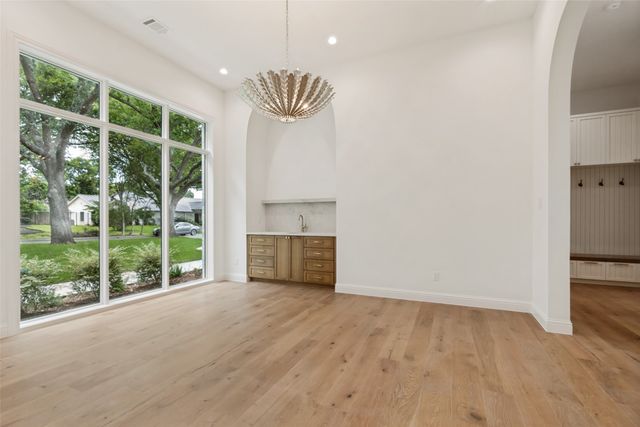 12129 Marbrook Drive, Dallas, TX 75230