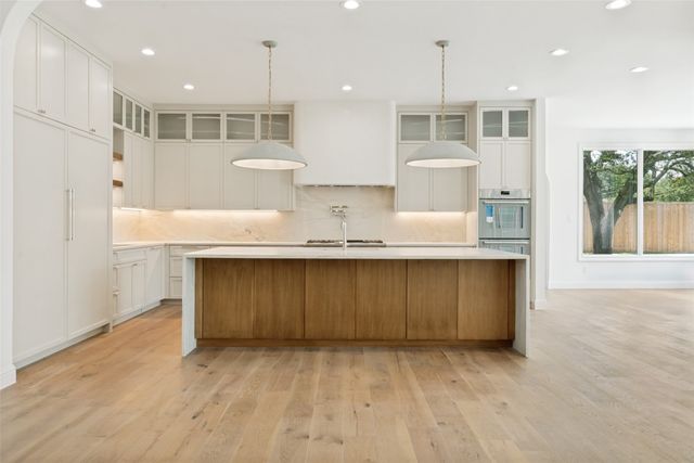 12129 Marbrook Drive, Dallas, TX 75230