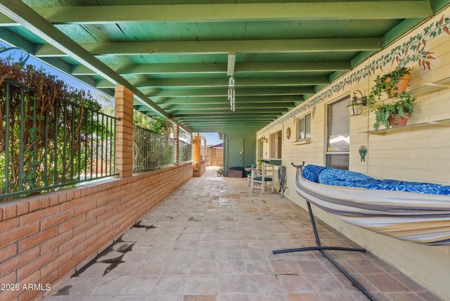 4002 W ALTADENA Avenue, Phoenix, AZ 85029