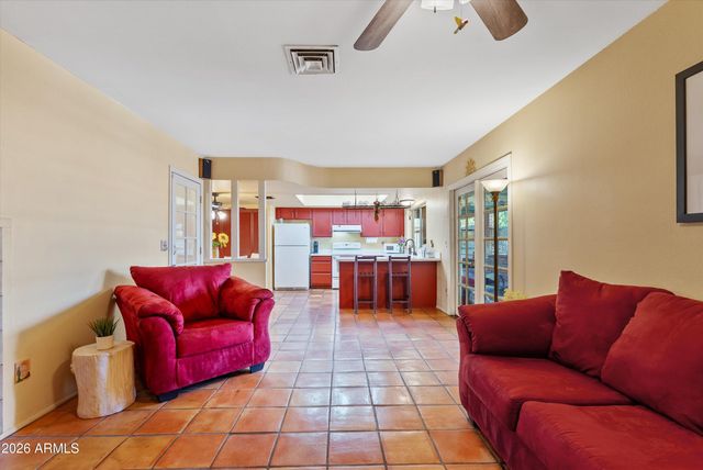 4002 W ALTADENA Avenue, Phoenix, AZ 85029